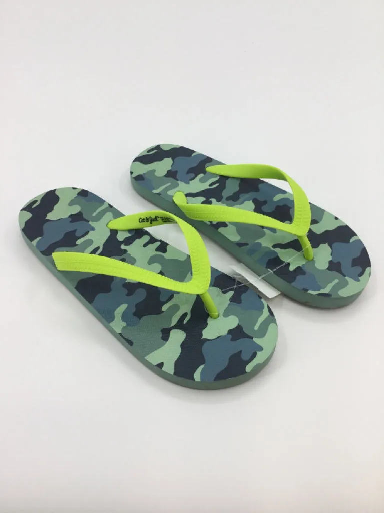 Cat & Jack Child Size 2 Youth Green Sandals/Flip Flops