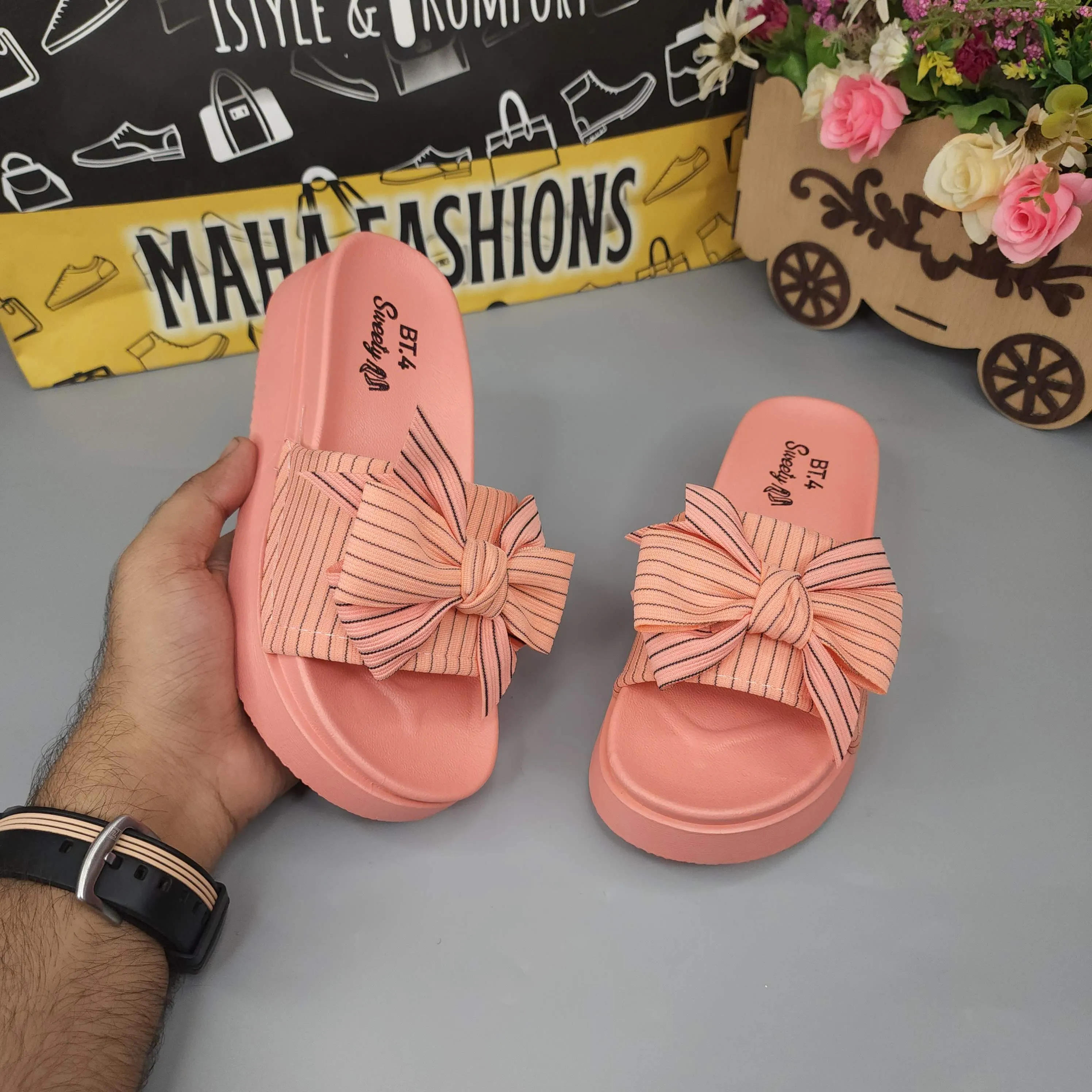 Peach Bow Slides