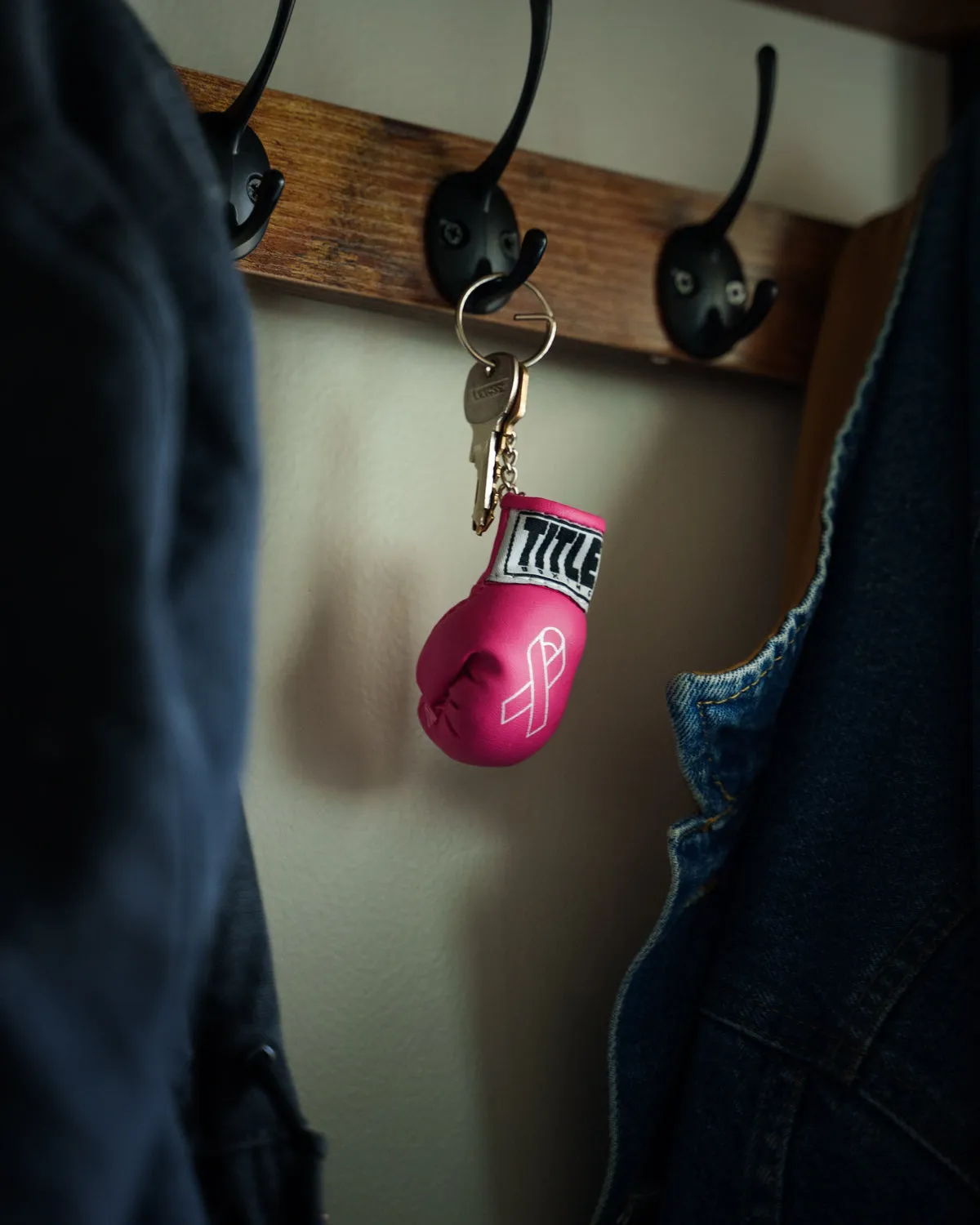 TITLE Boxing Breast Cancer Awareness Boxing Glove Keyring