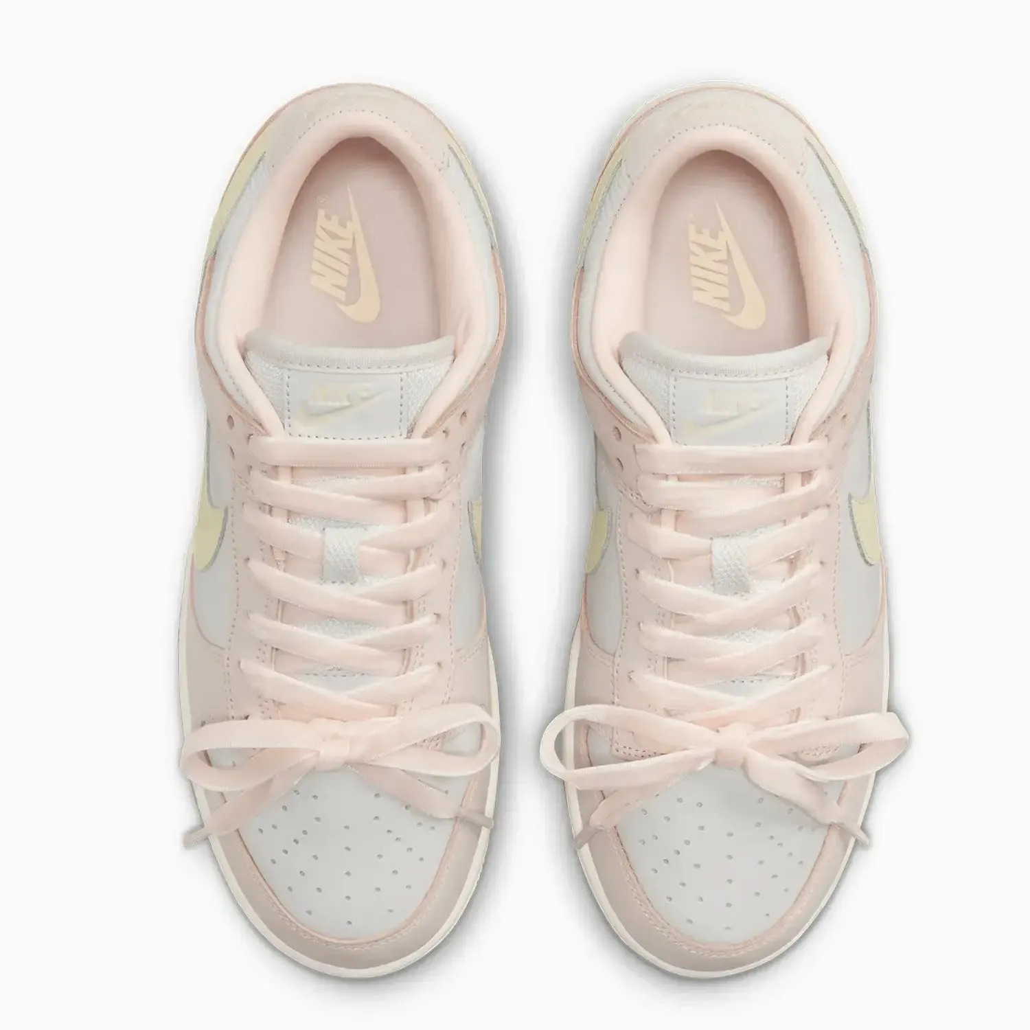 Women's Dunk Low Premium "Light Soft Pink"